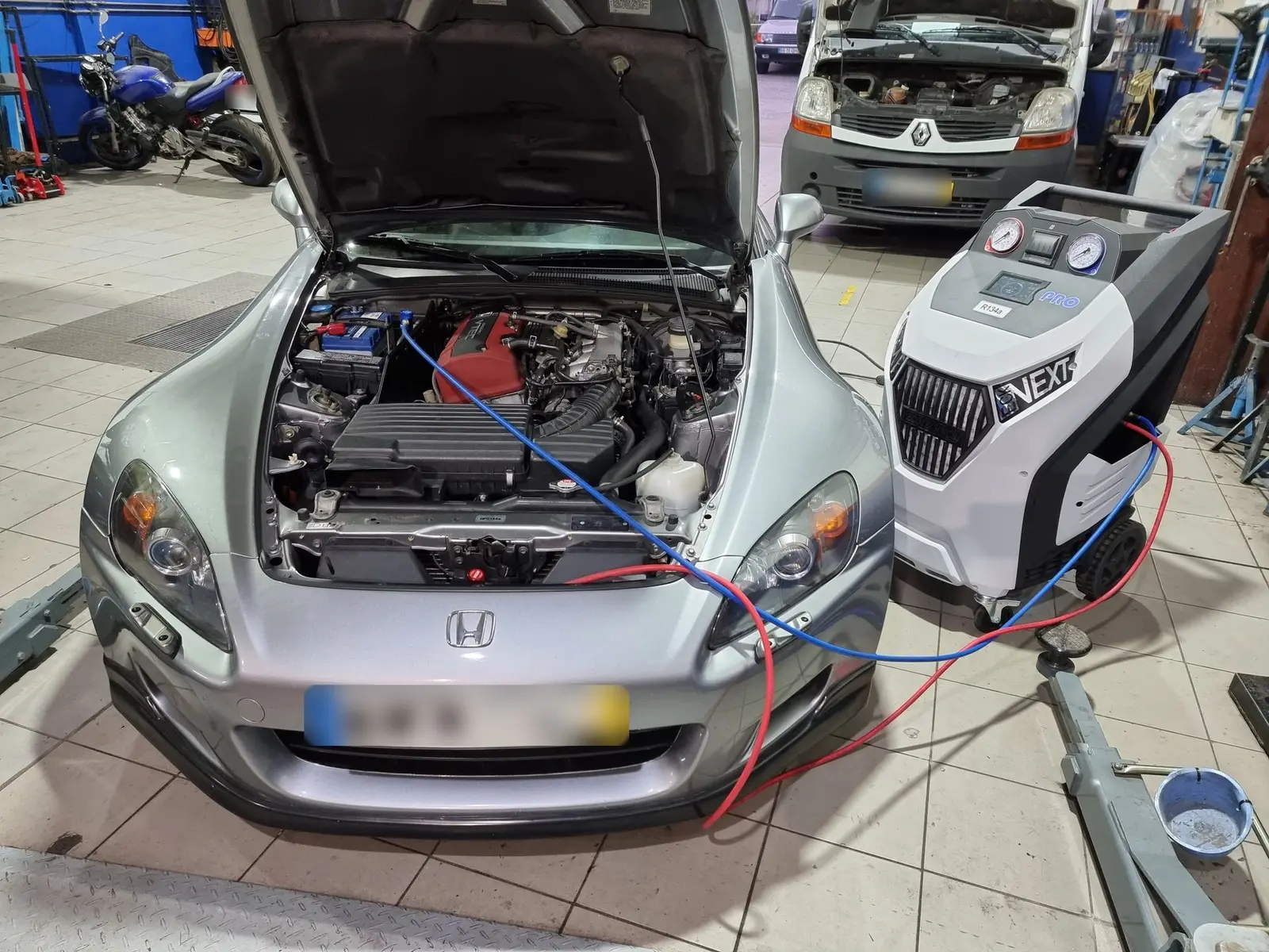 Carga de ar condicionado num Honda S2000