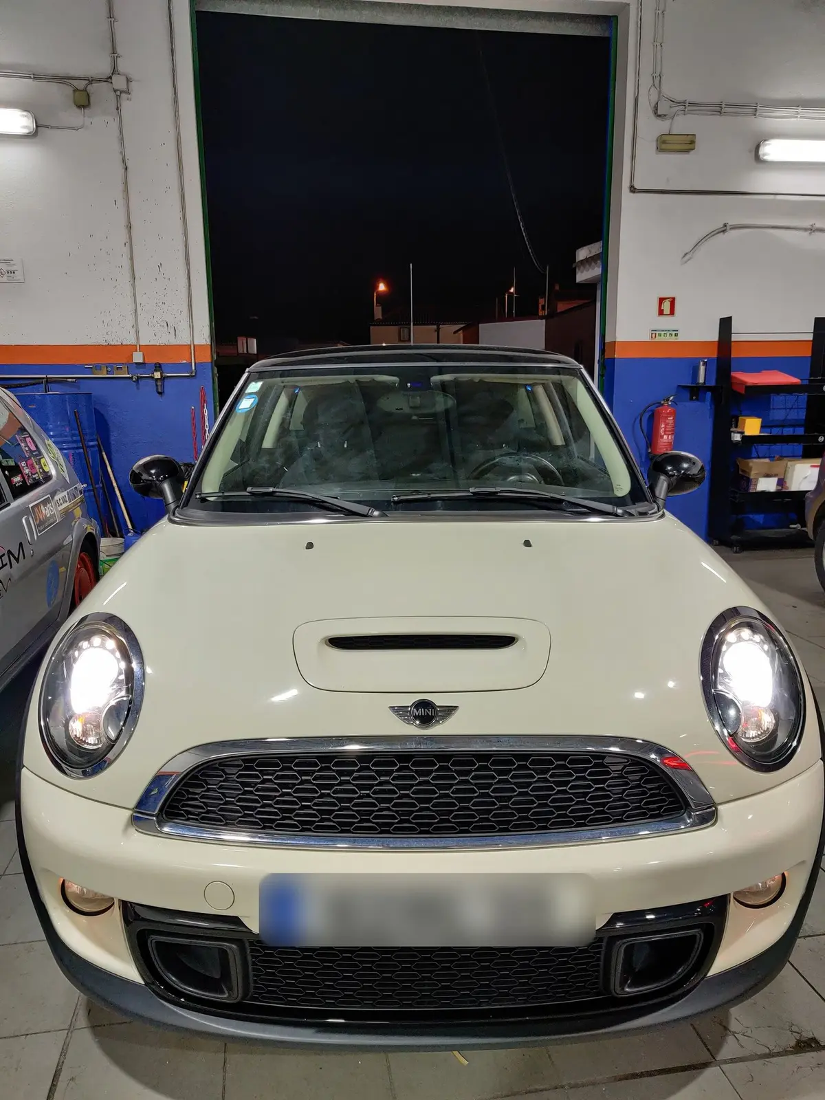 Mini Cooper S na oficina